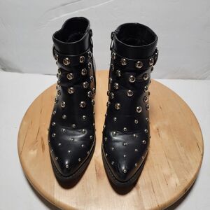 La Bottine Souriante women Leather Boots Black w/studs pull on Size 39